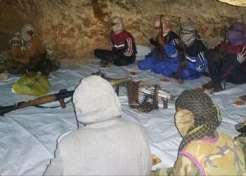 در صومالی؛ فرار و بیزاری داعشیان از گروه شان افزایش یافته است.