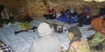 در صومالی؛ فرار و بیزاری داعشیان از گروه شان افزایش یافته است.