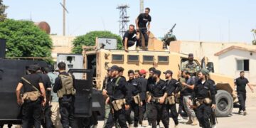 حکومت سوریه شش تن داعشی را زنده دستگیر کرد